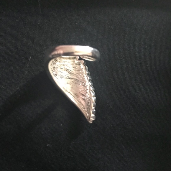 Angel wing ring - Picture 3 of 3